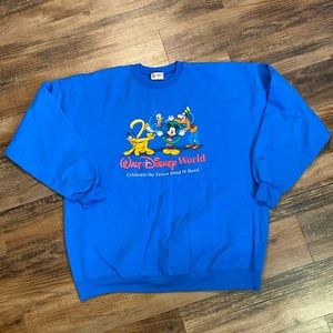 Vintage Disney 2000 Sweatshirt WDW Disneyworld